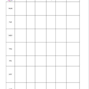 Puede incluir: Un registro de entrenamiento en blanco y negro con el título "Workout Log" en la parte superior. El registro está dividido en columnas para los días de la semana, ejercicio, series, repeticiones, peso, tiempo y distancia.