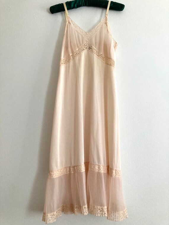 50's Pink Slip - image 6