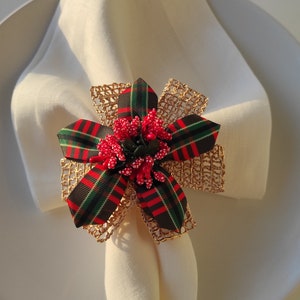 Christmas Mistletoe Napkin Ring, Christmas Buffalo Plaid Berry Napkin Rings, Holly Napkin Ring, Christmas Table Decor, Xmas Napkin Holder