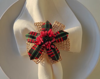 Christmas Mistletoe Napkin Ring, Christmas Buffalo Plaid Berry Napkin Rings, Holly Napkin Ring, Christmas Table Decor, Xmas Napkin Holder