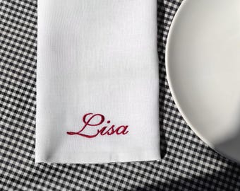 Serviettes de table en lin brodées avec nom, Serviettes brodées avec nom, Serviettes monogrammées pour mariage, Serviettes de mariage, Serviettes personnalisées