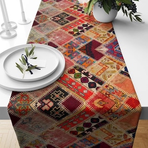 Chemin de table tapis, chemin de table authentique, chemin de table kilim, chemin de table ethnique, chemin de table sud-ouest, décoration de table ethnique