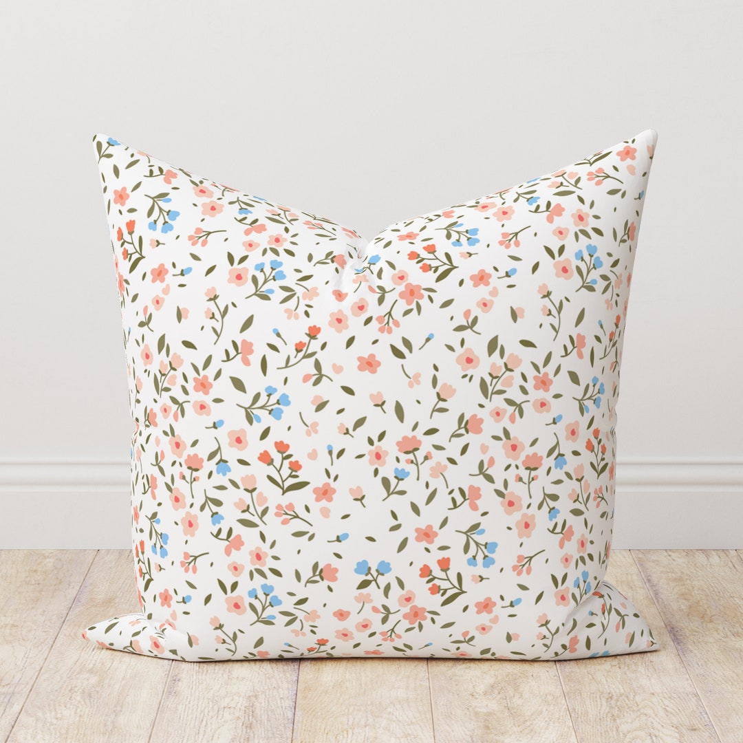 Modern Vintage Floral Throw Pillow Cover, Farmhouse Flowers Pillow Covers, Floral Cushion Cover