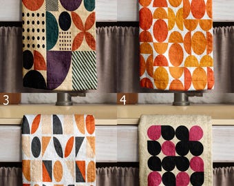 Retro Geometric Abstract Hand Towels, Mid Century Kitchen Towels, Retro Tea Towels, 70s Bauhaus Dish Towels, Bauhaus Retro Dish Towel