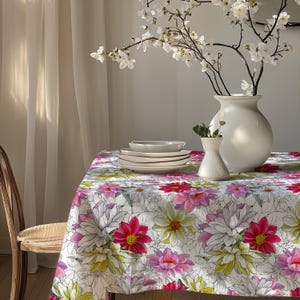 Floral Tablecloths, Flowers Cottagecore Kitchen Decor Tablecloths, Vintage Botanical Flowers Table Cover, Spring Floral Summer Table Linens