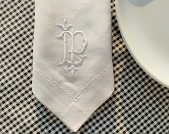 Monogrammed Linen Napkins, Custom Embroidered Initial Linen Napkin, Wedding Linen Napkins