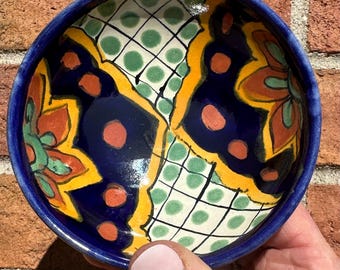 Vintage Hand-Painted Mexican Pottery Ring Dish – Footed Talavera-Style Trinket Dish – Floral Catch All – Spanish Style Decor – 4"x3"