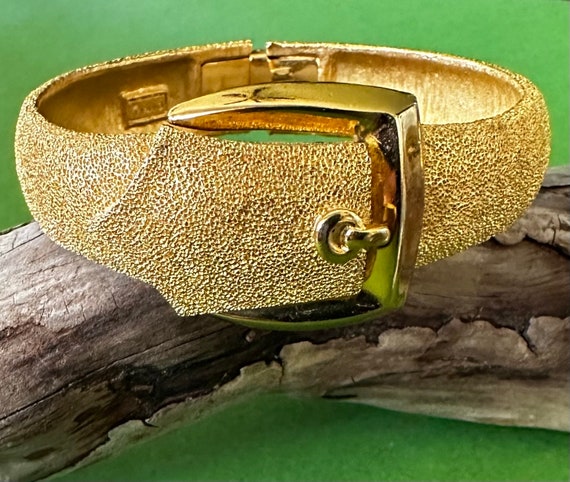 Vintage Crown Trifari Gold Buckle Clamper Bracele… - image 7