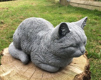 Sleeping Cat Statue for Home, cat statue, memorial cat, pet garden statue, cement cat statue, Handcrafted in U.K, cat memorial garden figure