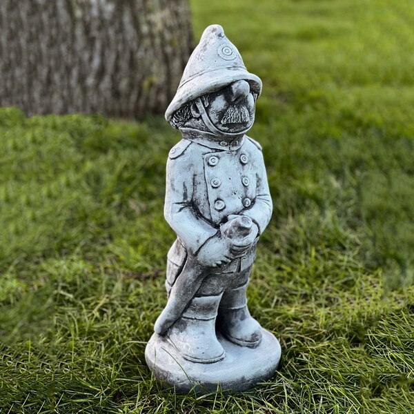 Stein Feuerwehrmann Figur für Haus und Garten Dekoration Zement Kunst Ornament Outdoor Beton Dekor Yard Skulptur Einzigartiges Geschenk für Feuerwehrmänner