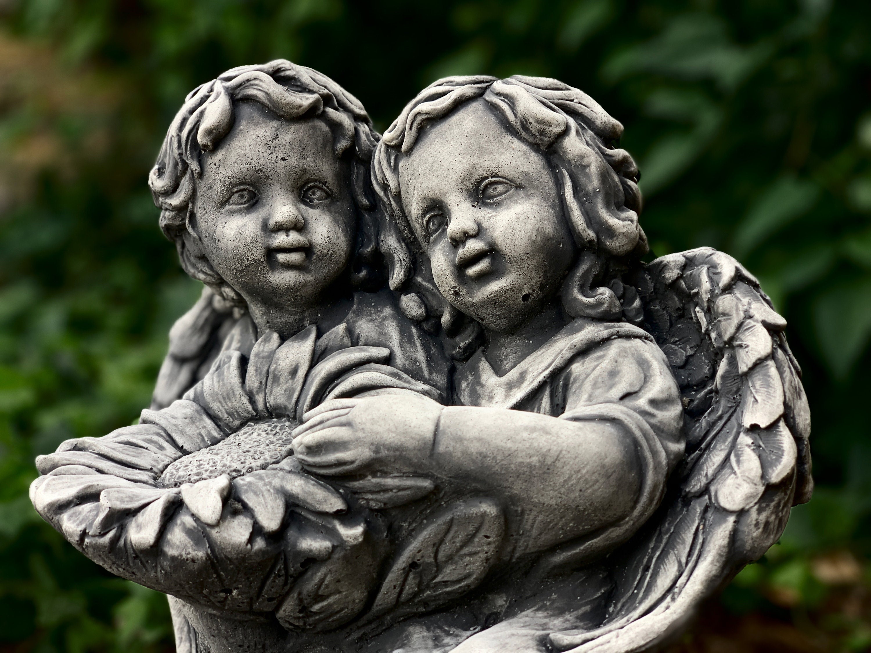 Bébé ange statue Ange enfant sculpture Béton ange figure Ciment ailé ange  Pierre ange mémorial Enfant mémorial Beau jardin cadeau -  Canada