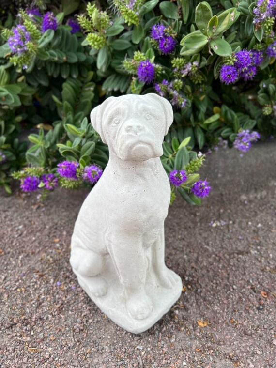 Boxer hotsell dog memorial