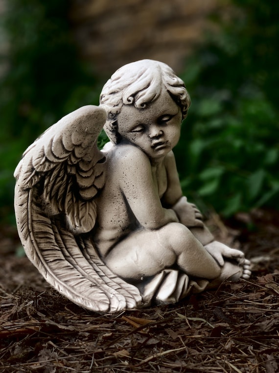 Sculpture d'enfant d'ange Statue d'ange en ciment Mémorial d'ange en béton  Figure d'enfant en plein air Ornement d'enfants de jardin Cadeau de jardin  de pendaison de crémaillère -  Canada