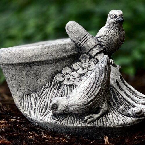 Cement bird planter Lovely garden plant shops pot Stone bird figure Concrete bird ornament Unique basket for flowers Outdoor planter pot gift