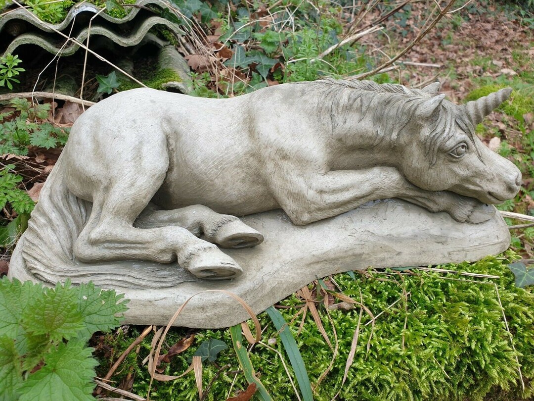 Concrete Statue Unicorn Outdoor Horse Stone Garden Sculpture Unicorn Garden Patio Decoration