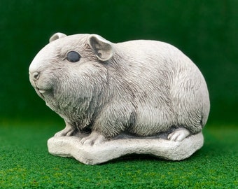 Guinea pig memorial figurine Concrete hamster statue Garden mouse sculpture Stone home decor Backyard pet ornaments Gift for animal lovers