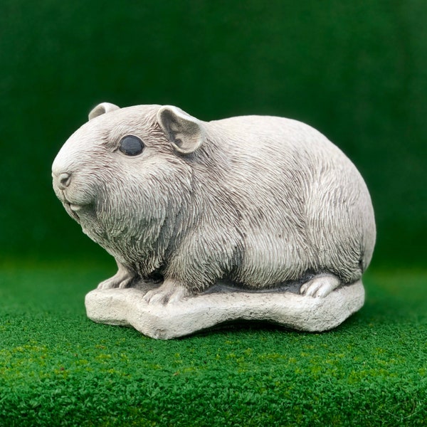 Guinea pig memorial figurine Concrete hamster statue Garden mouse sculpture Stone home decor Backyard pet ornaments Gift for animal lovers