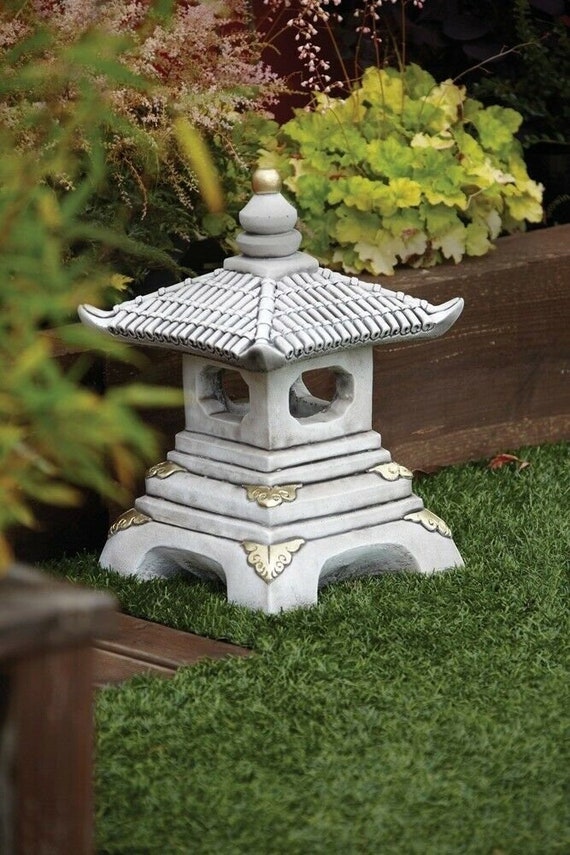 GARDEN PAGODA 56 Lb.japanese Stone Lantern Concrete Pagoda
