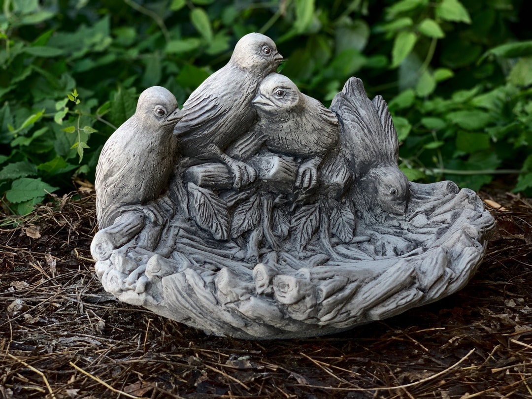Garden Bird Bath Statue Stone Bird Bath Ornament Concrete Bird Feeder