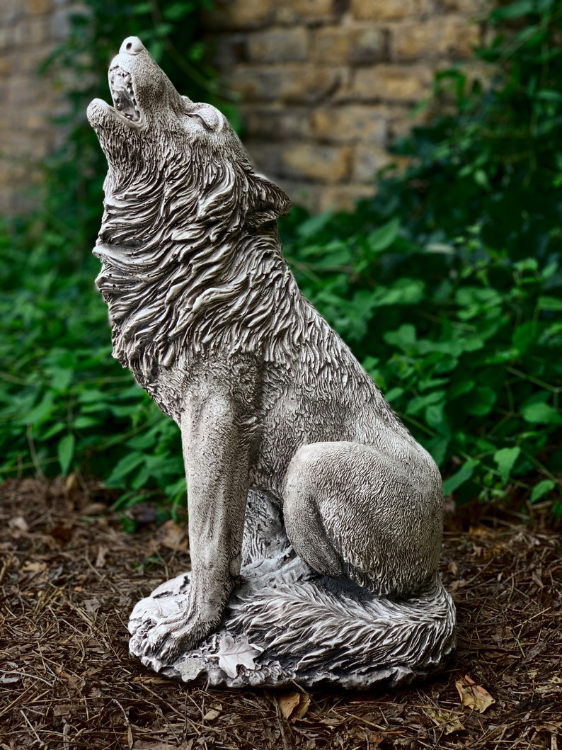 Big Howling Wolf Statue Concrete Wolf Sculpture Garden Wolf Etsy