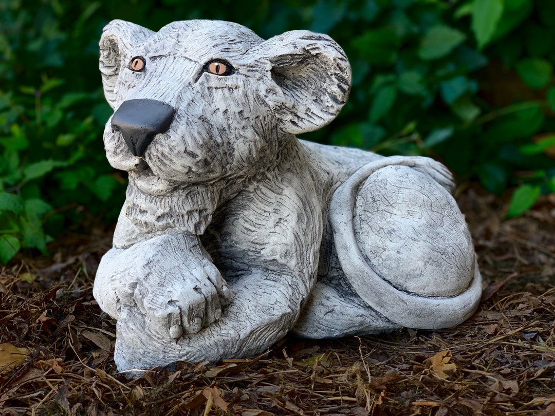 Massive Lion Lawn Ornament Concrete Lion Sculpture Guardian Garden