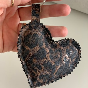 Genuine leather heart key ring/ Portugal/ Tradition/ birthday / Valentines day