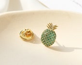 Pearl Green Emerald Pineapple Collar Lapel Pin 18K Gold Plated Cute Dainty Fruit Brooch Small Delicate Scarf Pin Shiny Gift For Her