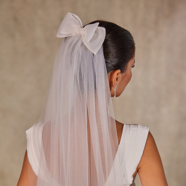 Elegant Bow Wedding Veil - Very Soft Silk Tulle- Romantic Bridal Accessory for Timeless Beauty- D251