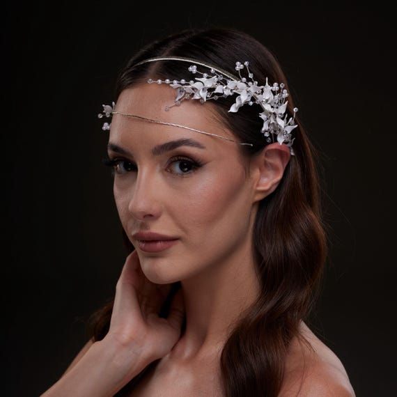 White Floral Bridal Hair Band– Delicate Crystal & Pearl  display picture 3