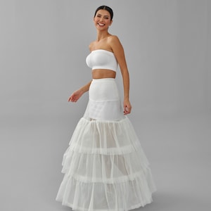 White Wedding Dress Underskirt - Petticoat Skirt for Enhanced Silhouette and Comfort