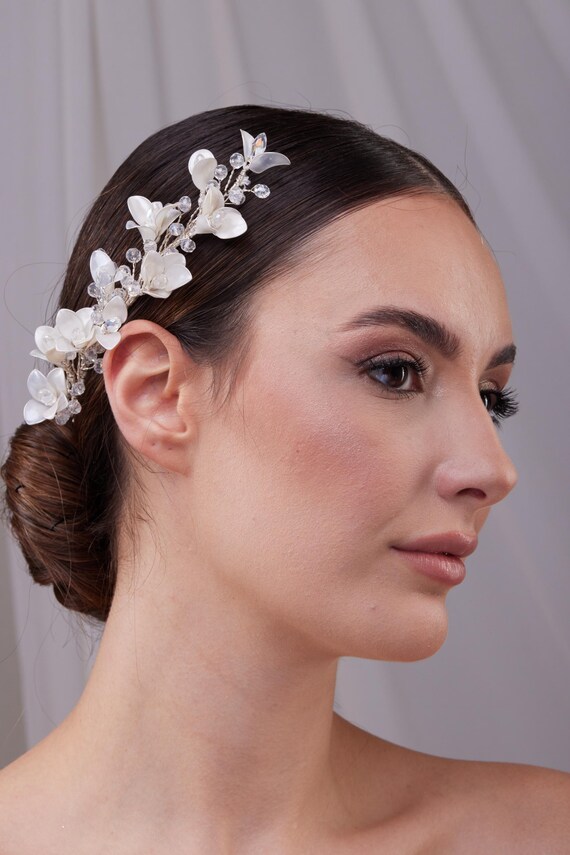 Handmade Silver and White Floral Hair Accessory with Beading Amazon.com: Unicra Silver Flower Bride Wedding Hair Vine  main image 4