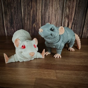 Rat - Articulated Creatures! True to life toys with articulation, chatterbox sounds and poses for displaying!