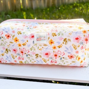 Coquette Florals Quilted Boxy Pouch with Zipper