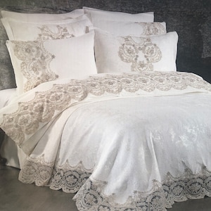 French Lace Bedspread Set: 7-Piece Cotton Jacquard Chenille Bedding