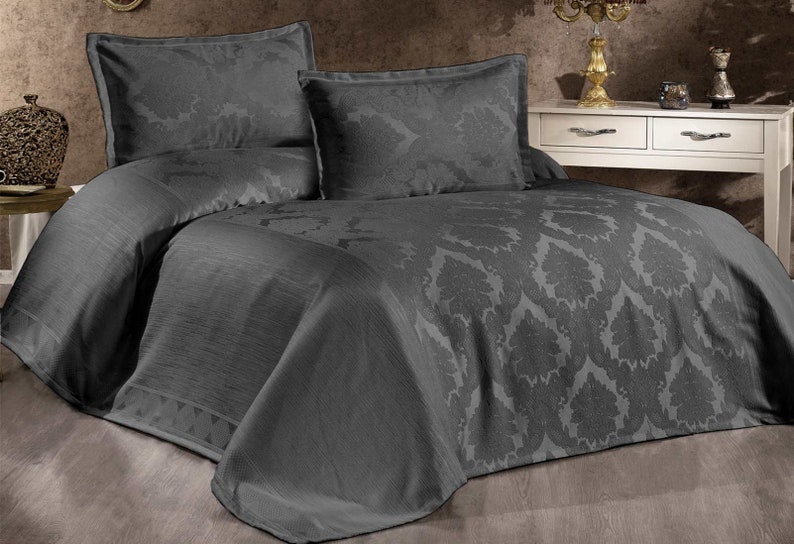 Queen Size Bedspread 3 Piece Set 1 Bedspread/2 Oxfort Pillow Etsy