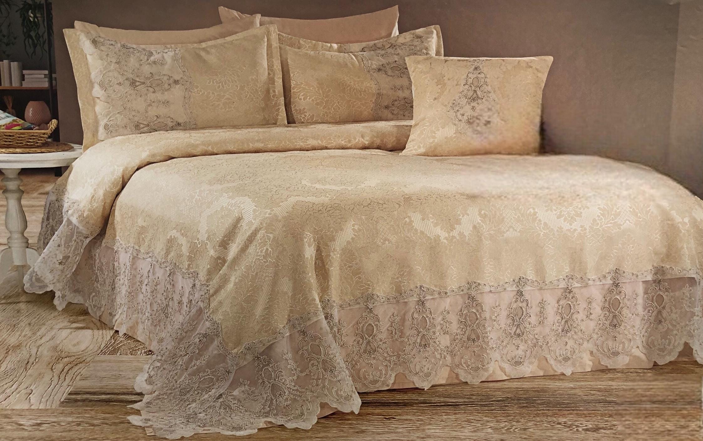 カーテン 1910s French Filet Lace Bed Cover embroidered-french-lace-ruffle