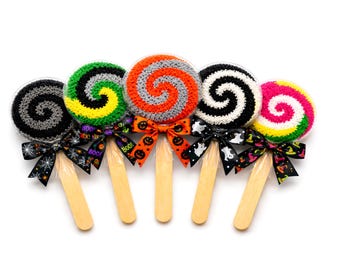 Halloween Lollipop Party Favor, Cozy Socks Gift, Coworker Gift, Trick or Treat Gift, Teacher Gift, Non Candy Halloween Gift – INCLUDES ONE