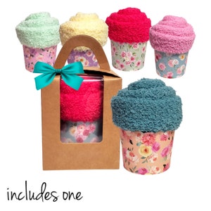 Women’s cupcake socks gift box, Cozy socks for women, Fuzzy cupcake socks, Comfy socks gift set for her, Cozy cupcake socks, Socks for women