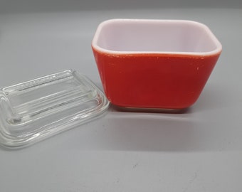 Vintage 1950's Red Pyrex Fridgie