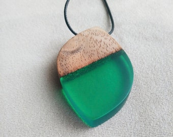 Houten groene hars ketting Epoxy houten ketting Handgemaakte sieraden Epoxy hanger Uniek cadeau voor haar Voor man en vrouw Kerstcadeau