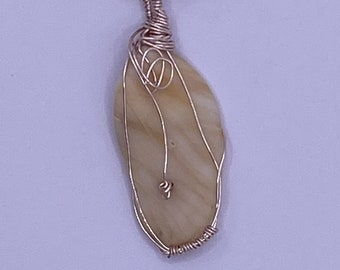 Shell Necklace Wire Wrap, Shell Pendant, Beach Wedding, Ocean Jewelry