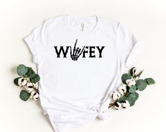 Wifey Shirt, Halloween Wifey T-shirt, Skeleton Hand Shirt, Funny Wife Shirt, Fall Engagement Shirt, Halloween Bach Shirt, Bride or Die Shirt