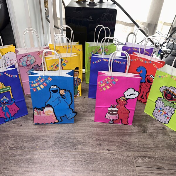 Sesame street favor bags, Elmo, Abby, Cookie Monster, Grover, Sesame street treat bags, sesame street party bags Set of 6 Birthday favors