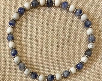 Bracelet sodalite et howlite, fait main, bracelet en perles extensibles de pierres précieuses véritables de 4 mm pour la guérison et la protection spirituelles