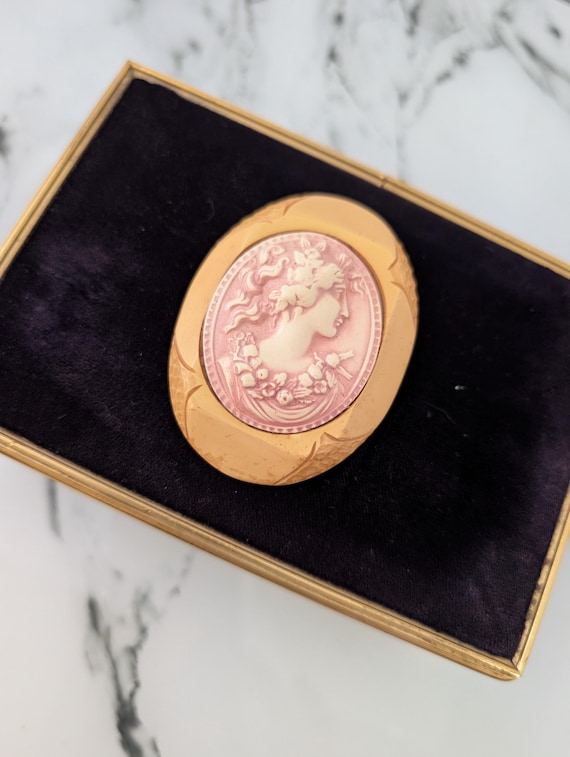 Vintage Butterscotch Bakelite Celluloid Cameo Brooch