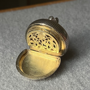 Vinaigrette / Pomander Pendant | Curling Puck Motif Antique Silver