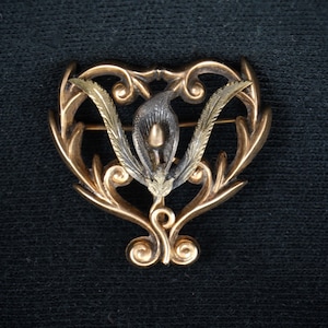 Art Nouveau 14k Gold Floral Brooch