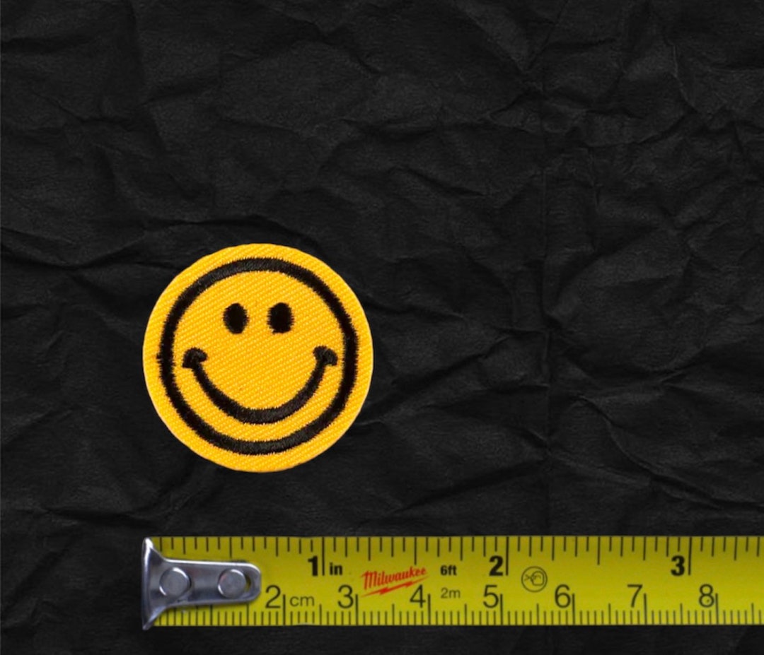 Trayosin Écusson PVC Smiley Souriant Tactical - Patch Brodé Velcro Lueur Dans Le Noir