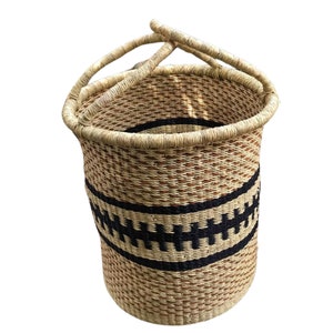 Large Woven Laundry Basket, African Woven Basket, Hand Woven Basket, Natural Bolga Laundry Basket, Basket With Handle, Vintage Basket