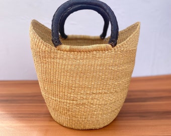 hand woven u shape women straw summer basket bag